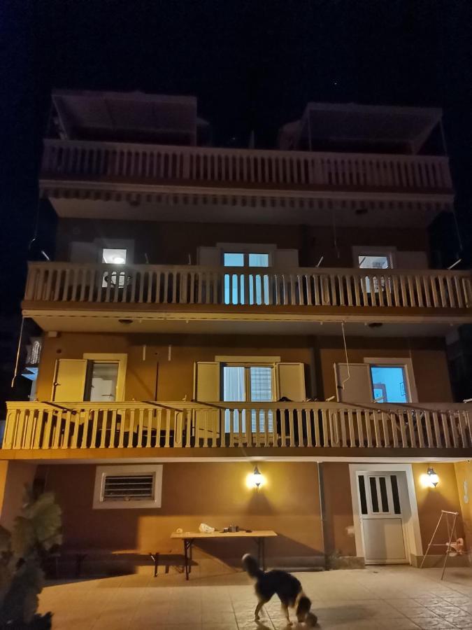 Iker Apartments Tivat Exterior foto